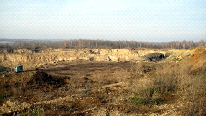 Опасная степень загрязнения  почвы